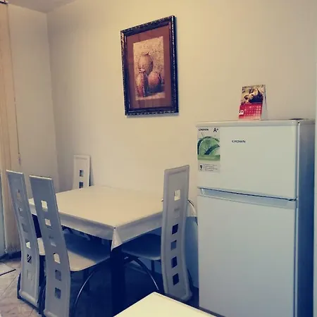 Central Location - Forum סטרה זגורה